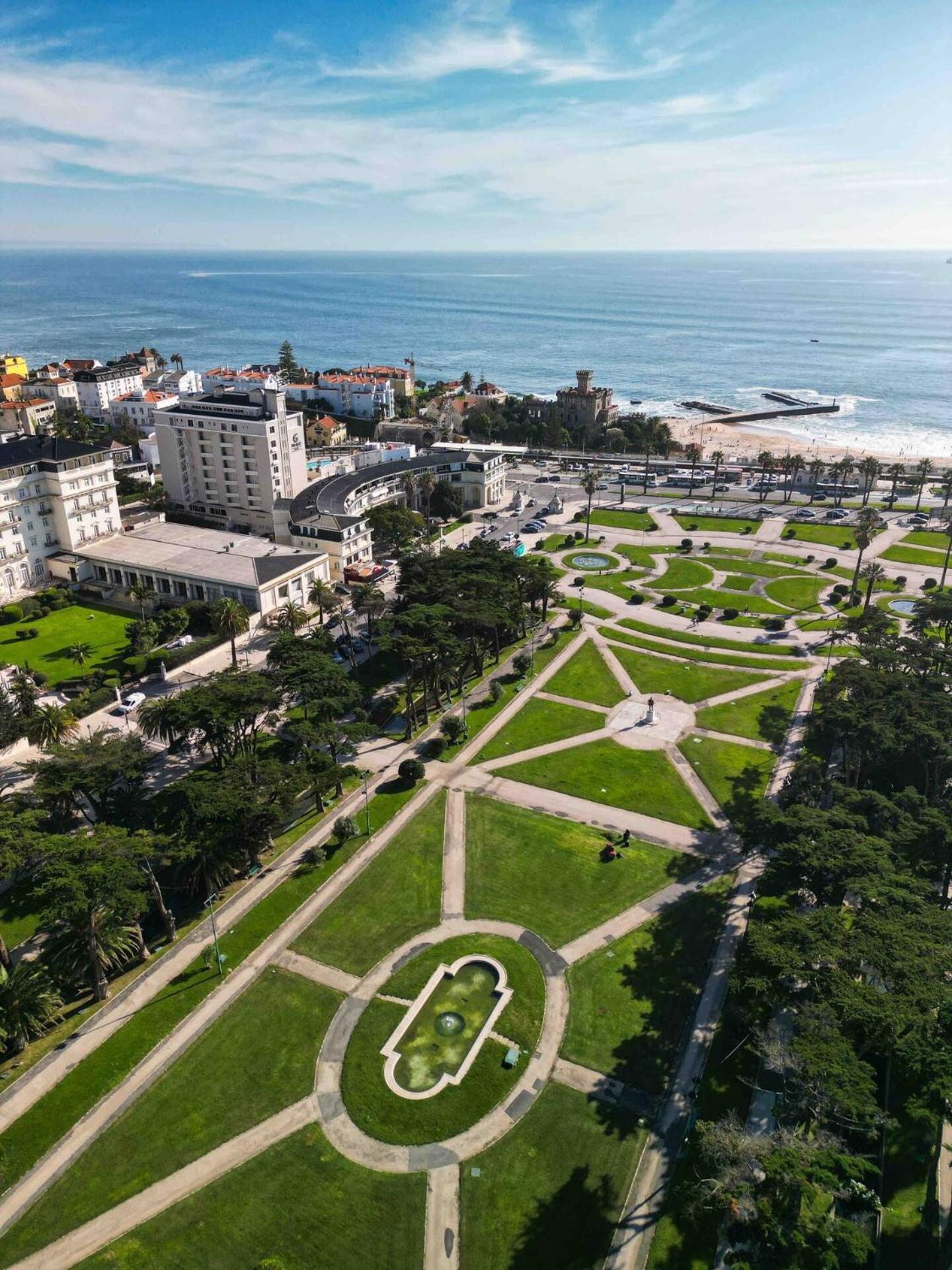 Sea View W Balcony 2 Mins Walk To Beach & Casino Estoril Esterno foto